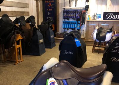 showroom de paardenschuur Myler bit en zadelspecialist
