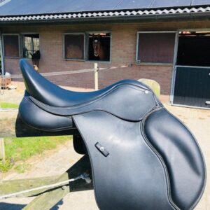 Wintec 500 HART 17,5 inch. veelzijdigheidszadel