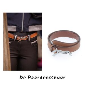 Pénélope Signature riem cognac leer met zilveren logo sluiting
