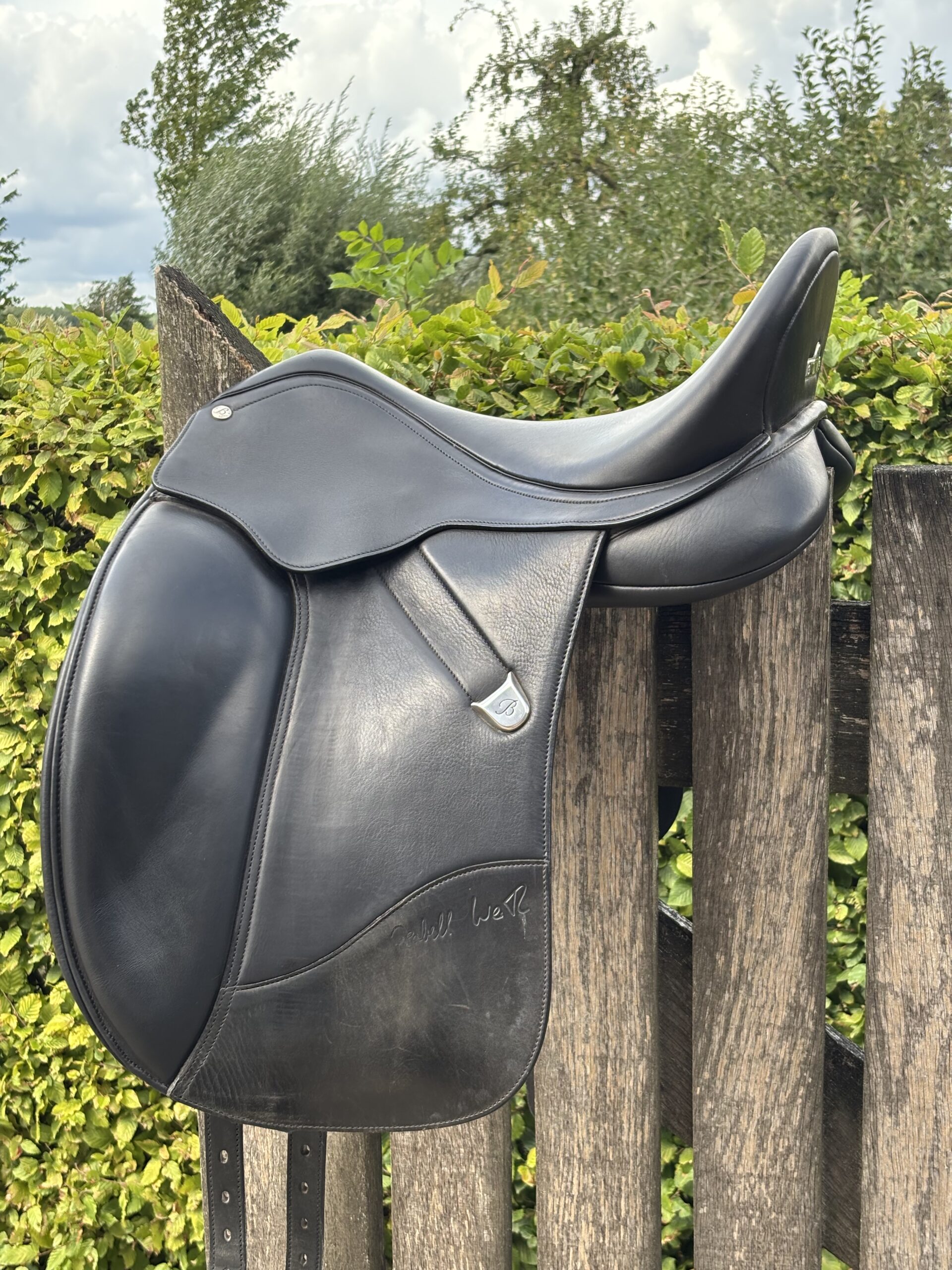 Gebruikt Bates Isabell dresuurrzadel 17 inch.